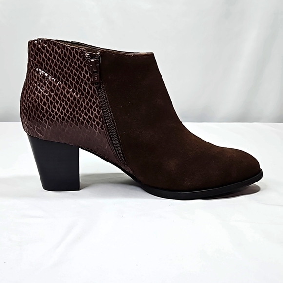 Vionic Anne Womens Suede Bootie Size 10 - Picture 1 of 8